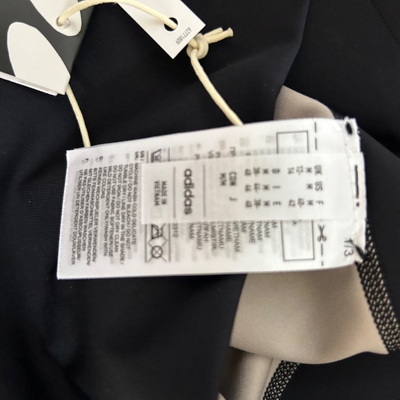 NWT Adidas Marimekko Aero impact Support Bra Size S and Leggings Size M - Picture 7 of 8